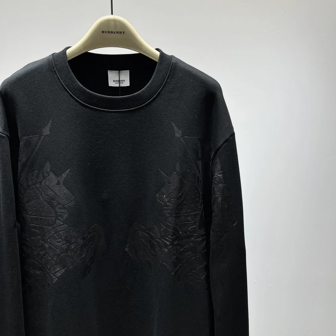 버버리 EKD 호스피리 맨투맨