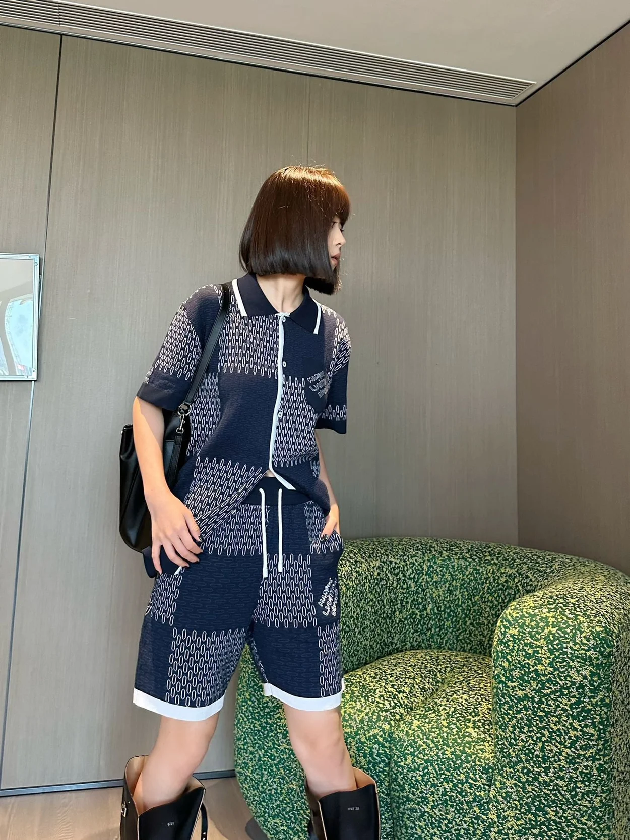 루이비통 다미에 자카드 쇼트 슬리브드 코튼 저지 쇼츠 1AFXS1