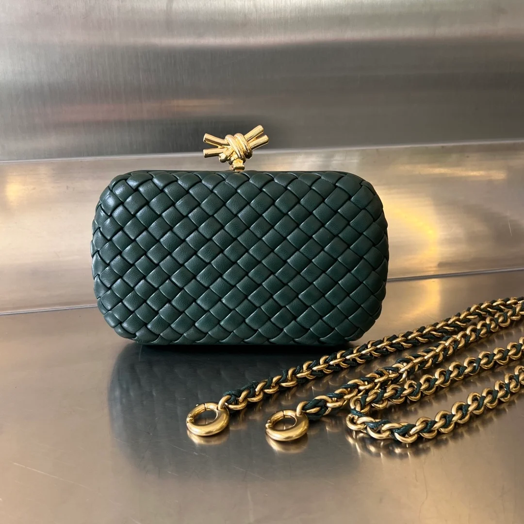 보테가 베네타 놋 체인 클러치백 (2color)