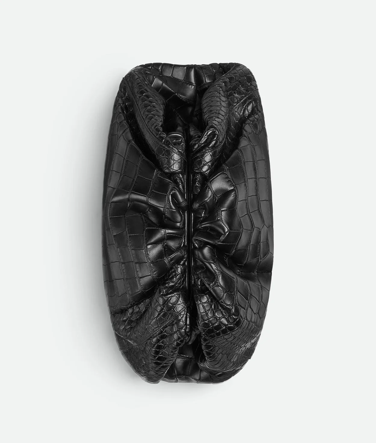 보테가 베네타 크로커다일 클래식 파우치 (2color)