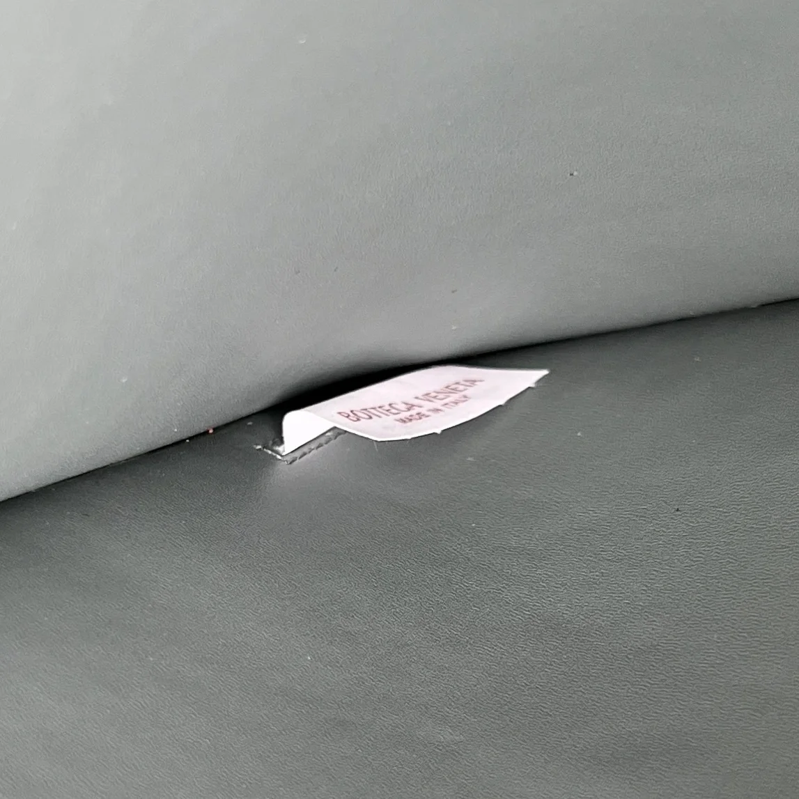 보테가 베네타 라지 카세트 파우치 (2color)