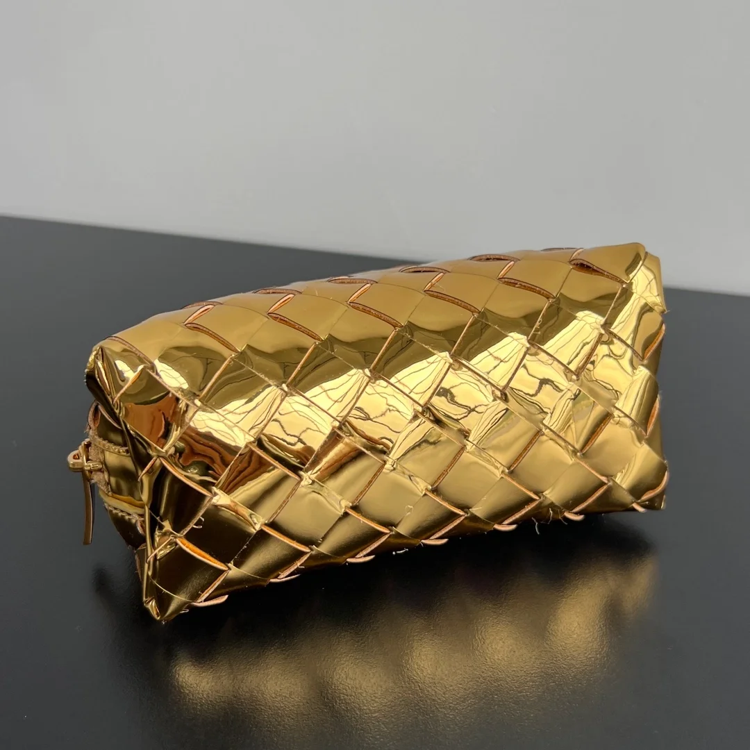 보테가 베네타 인트레치아토 메탈 뷰티 파우치 (2color)