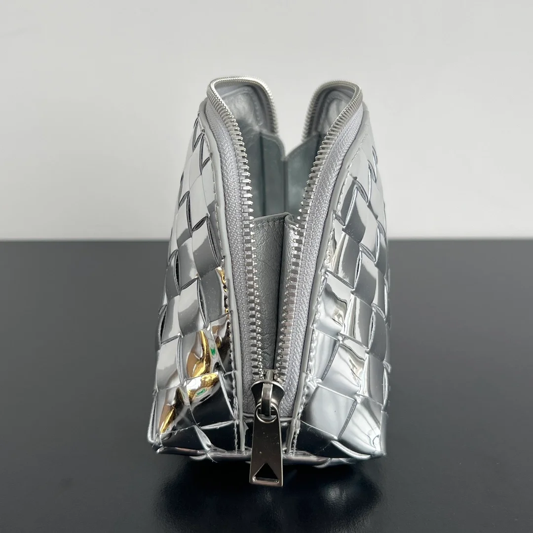 보테가 베네타 인트레치아토 메탈 뷰티 파우치 (2color)