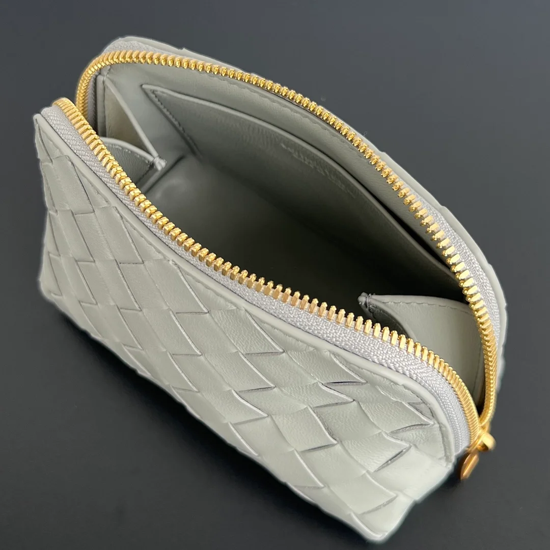 보테가 베네타 인트레치아토 뷰티 파우치 (2color)