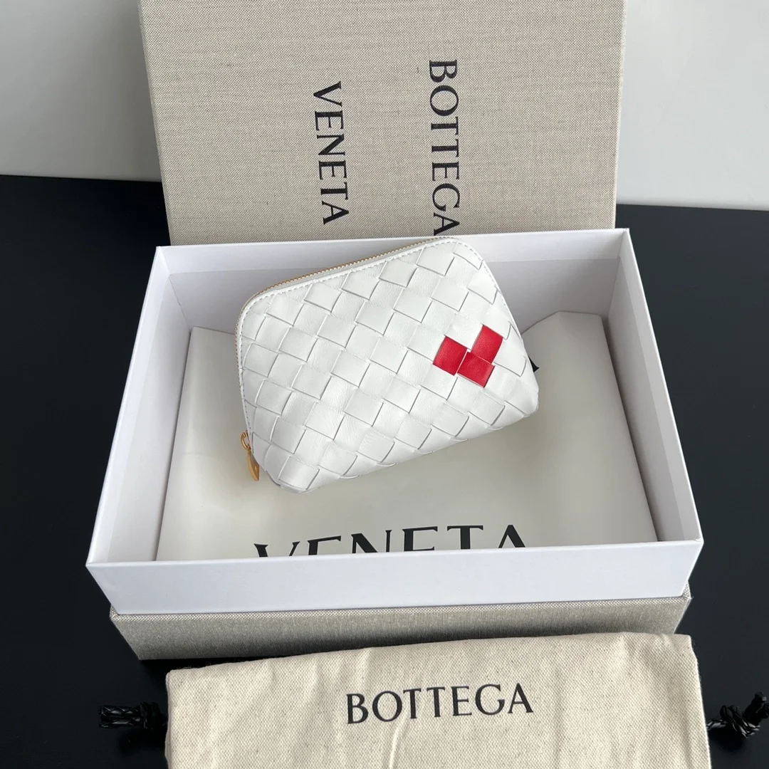 보테가 베네타 인트레치아토 뷰티 파우치