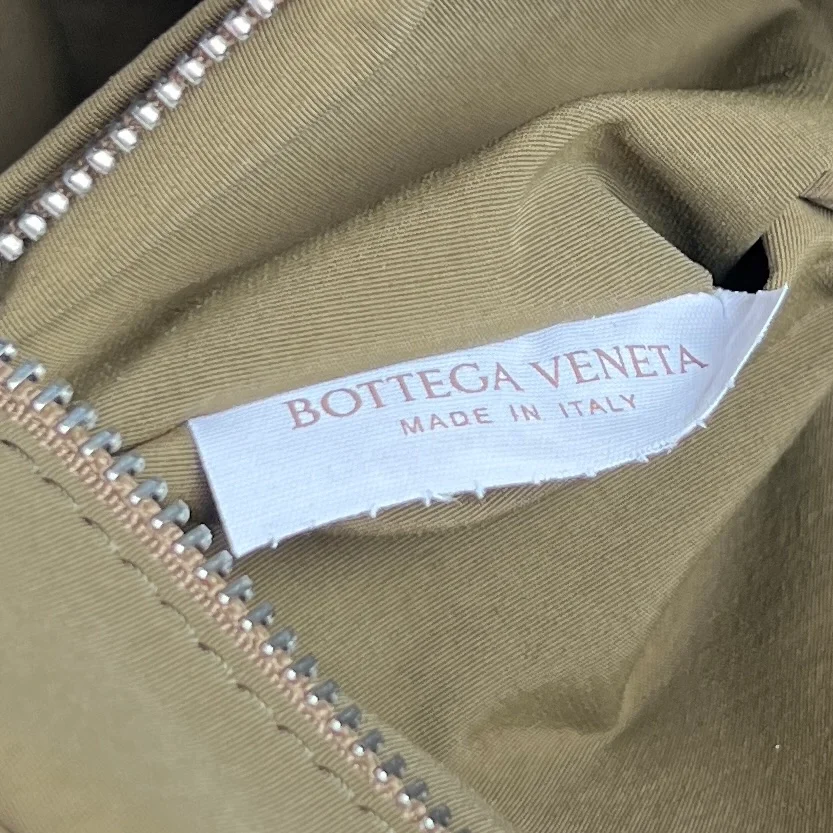 보테가 베네타 인트레치아토 여행용 파우치 (3color)