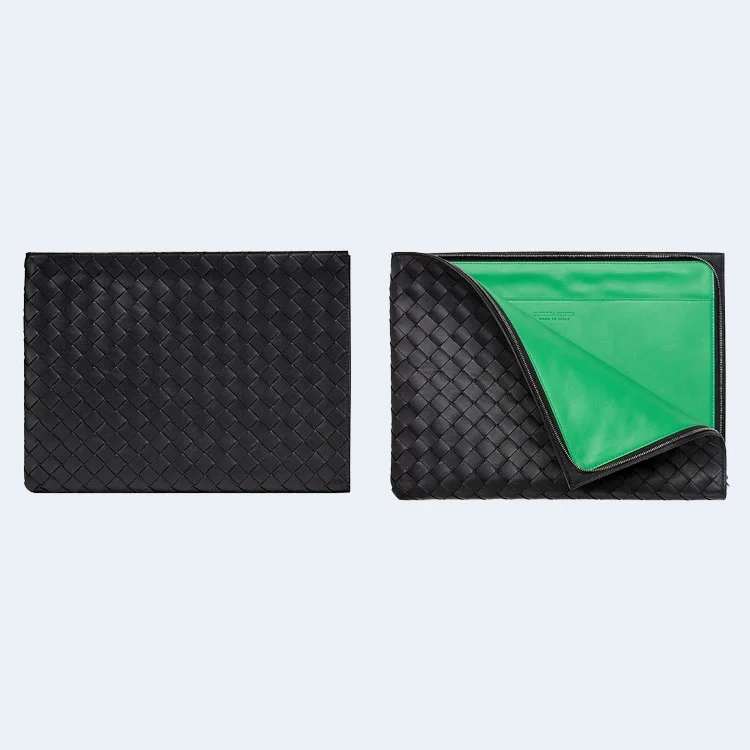 보테가 베네타 인트레치아토 투톤 하프 지퍼 파우치