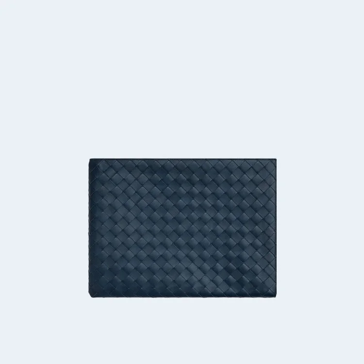 보테가 베네타 인트레치아토 하프 지퍼 파우치