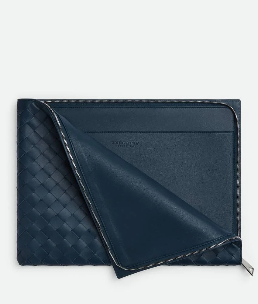 보테가 베네타 인트레치아토 하프 지퍼 파우치