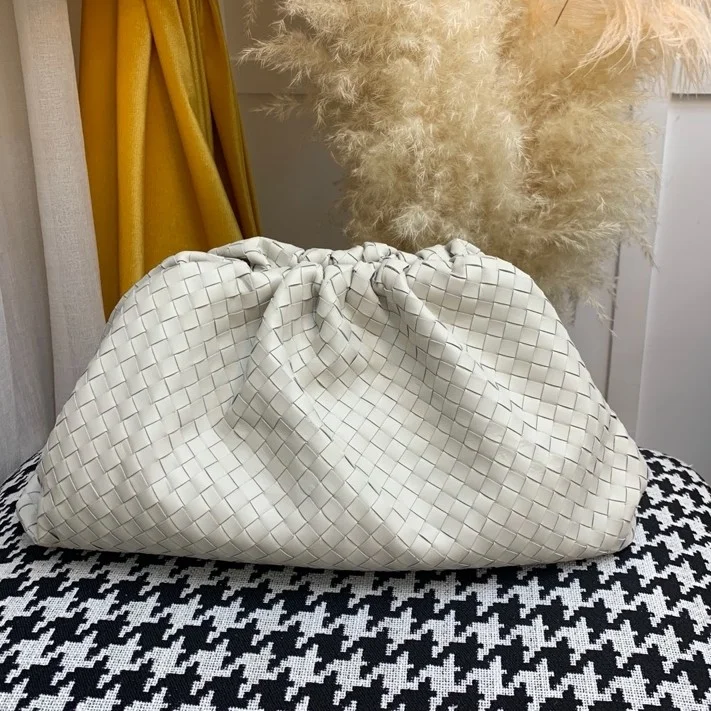 보테가 베네타 파우치백