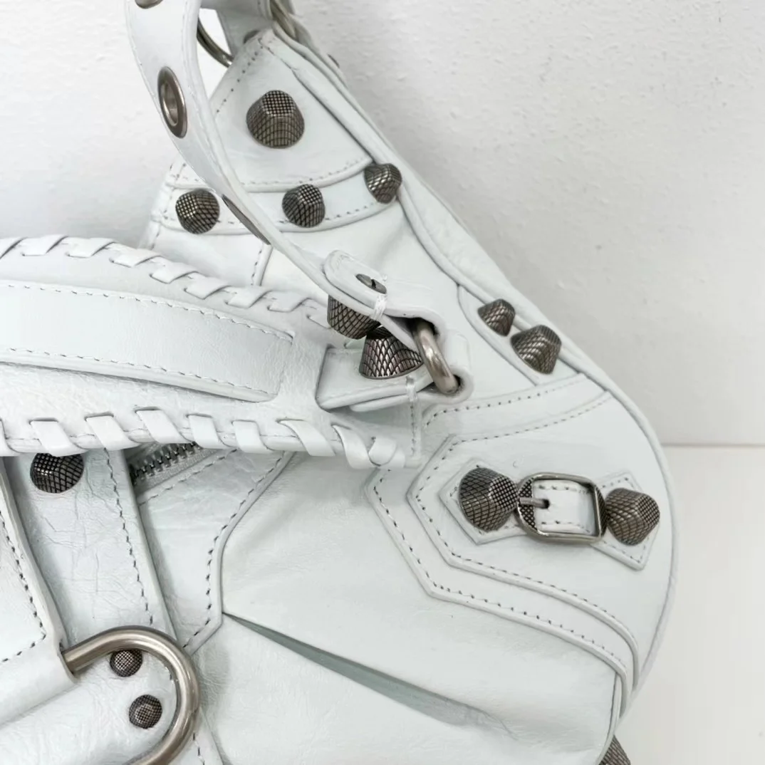 발렌시아가 미디엄 르 카골 핸드백 화이트