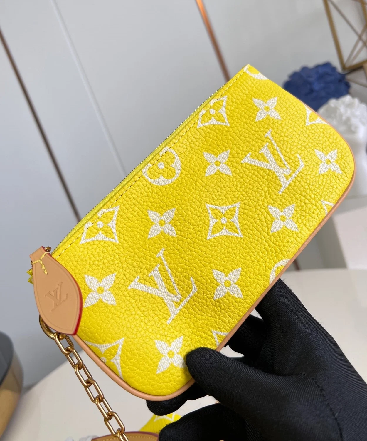 루이비통 스피디 P9 반둘리에 40 M24419