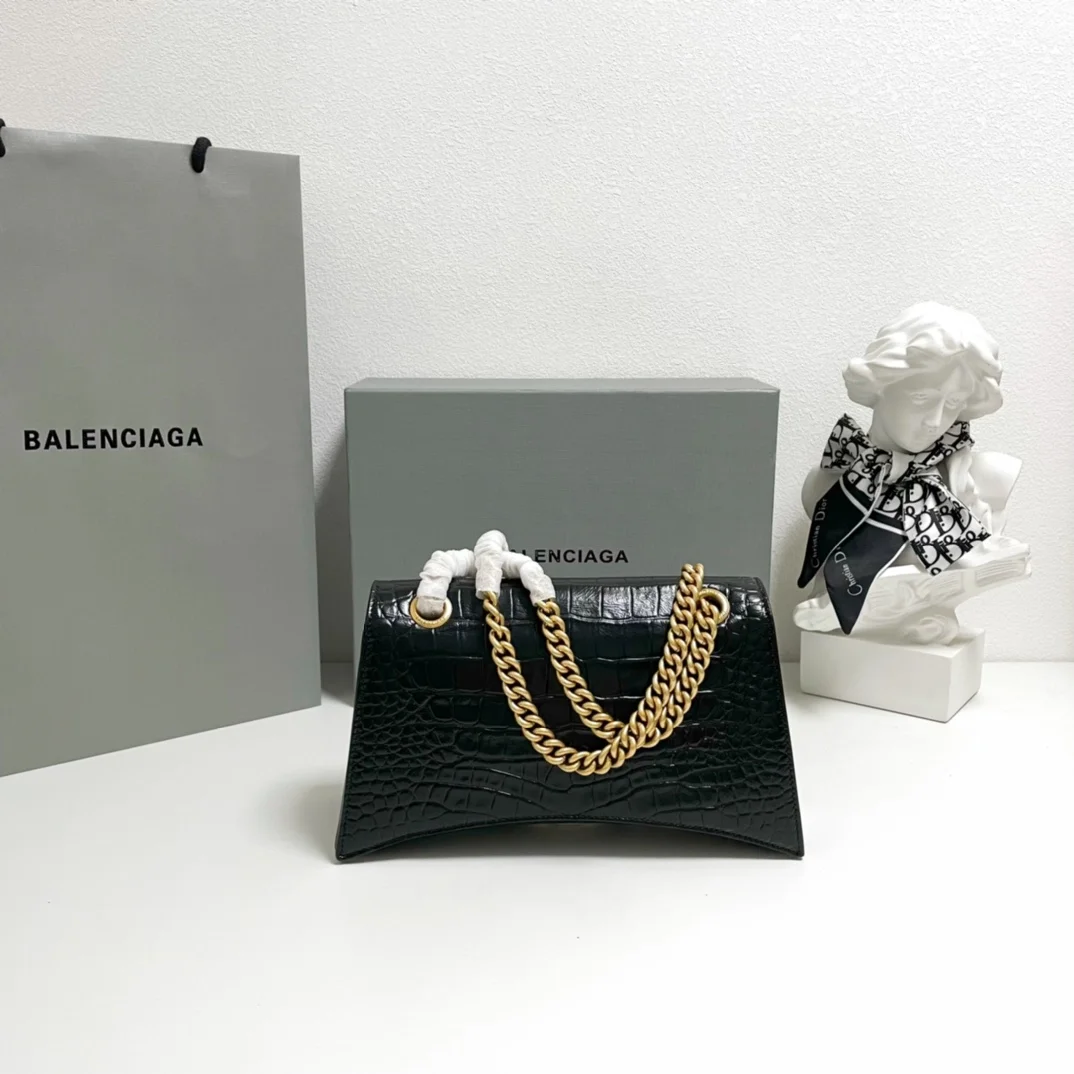 발렌시아가 크로커다일 엠보싱 크러쉬 스몰백