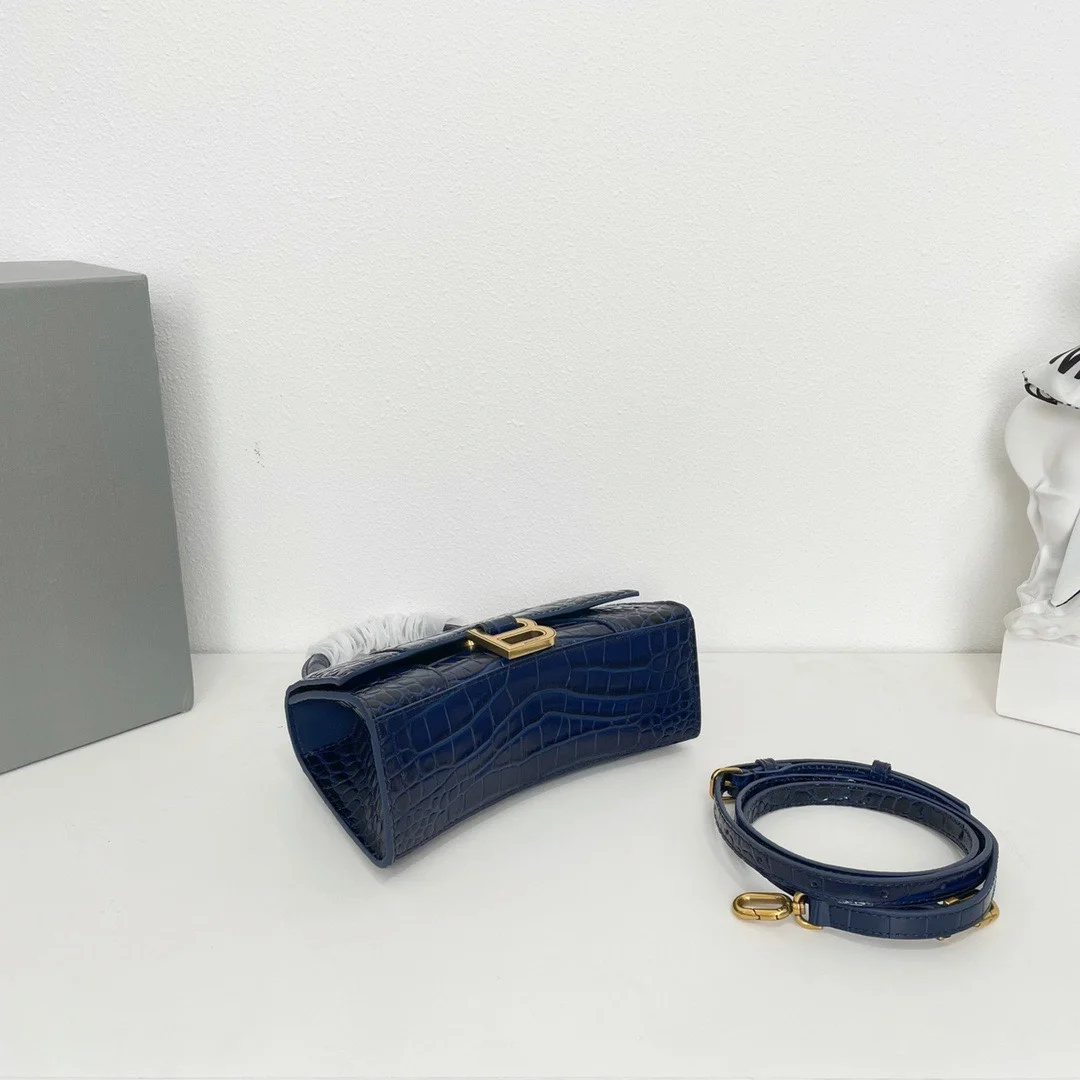 발렌시아가 아워글래스 샤이니 크로커다일