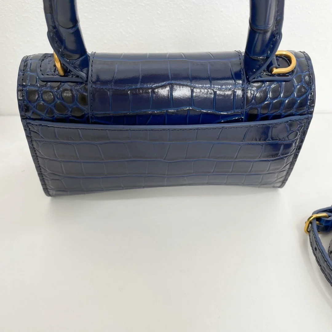 발렌시아가 아워글래스 샤이니 크로커다일