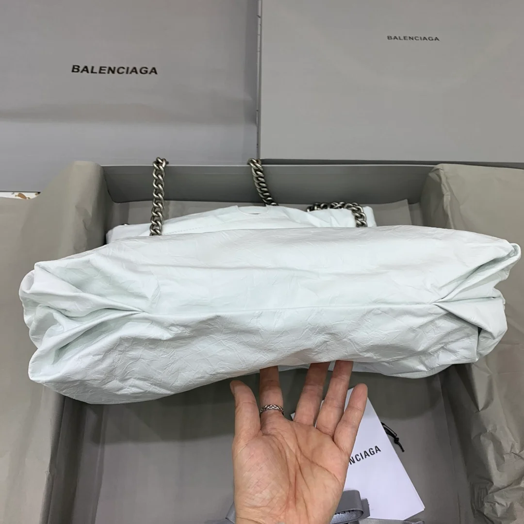 발렌시아가 크러쉬 스몰 토트백 옵틱 화이트