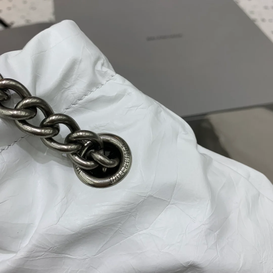 발렌시아가 크러쉬 스몰 토트백 옵틱 화이트