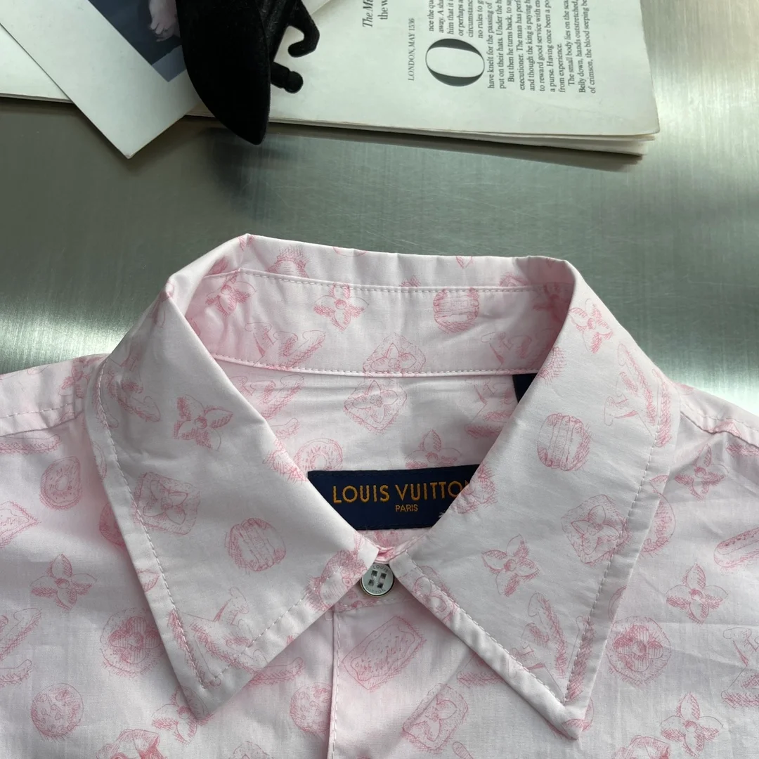 루이비통 모노그램 프린티드 롱 슬리브드 코튼 셔츠 1AFQ03