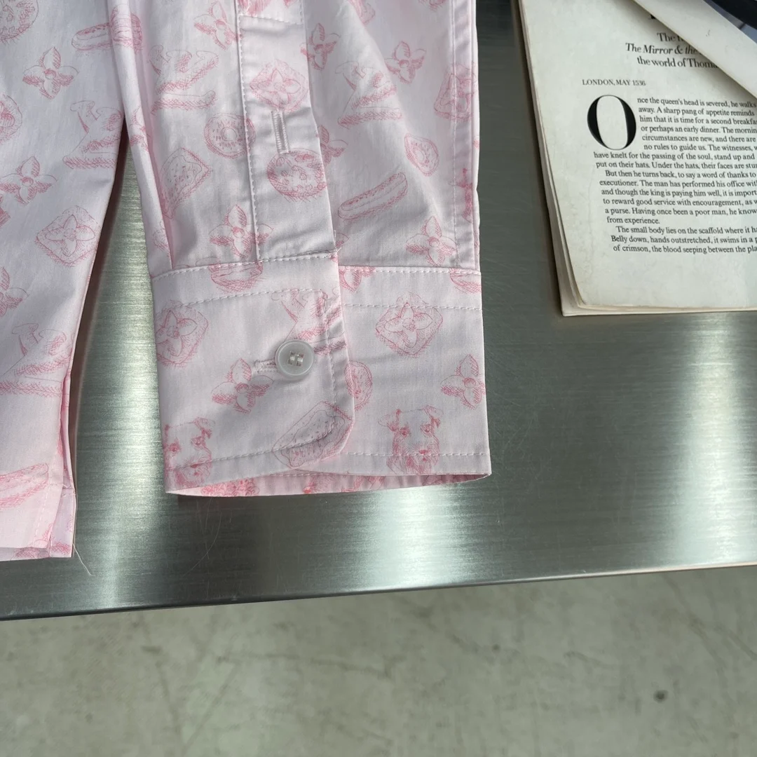 루이비통 모노그램 프린티드 롱 슬리브드 코튼 셔츠 1AFQ03