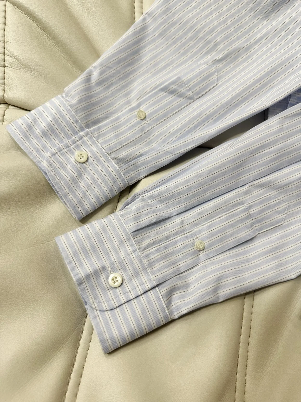 미우미우 스트라이프 코튼 셔츠