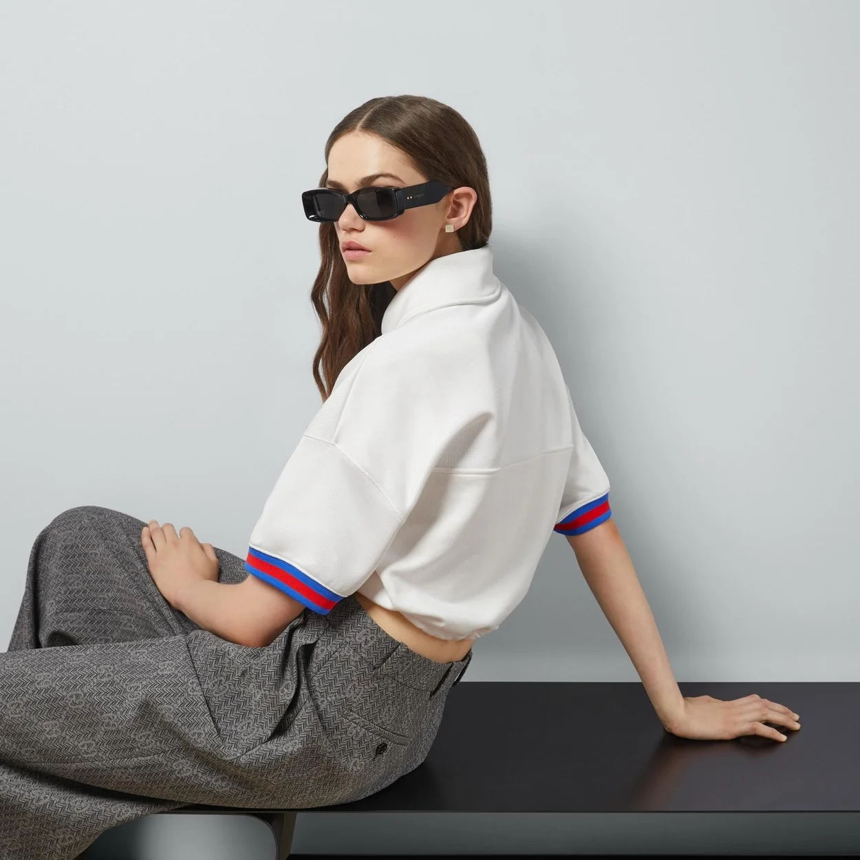 구찌 오프 화이트 웹 저지 폴로 셔츠