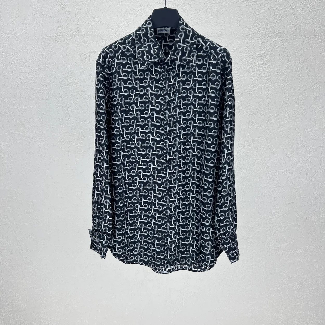 버버리 B 실크 셔츠 실버 블랙