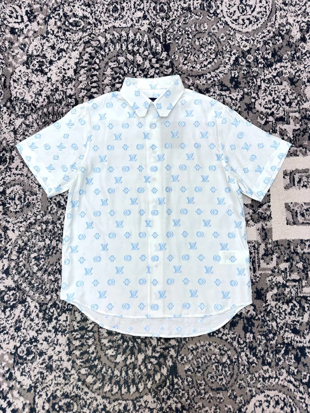 루이비통 코튼 쇼트 슬리브드 셔츠 1ABJS6