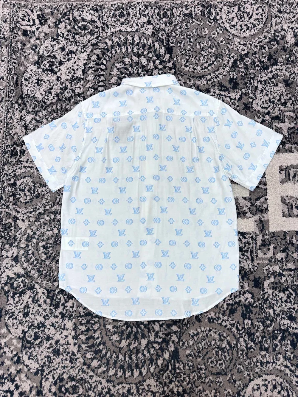 루이비통 코튼 쇼트 슬리브드 셔츠 1ABJS6