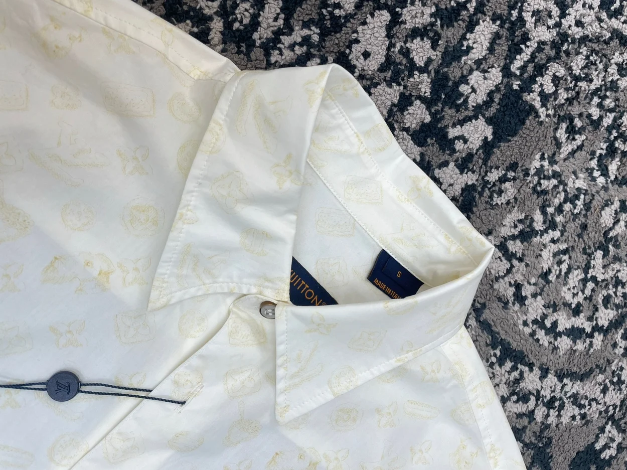 루이비통 모노그램 프린티드 롱 슬리브드 코튼 셔츠 1AFPZU