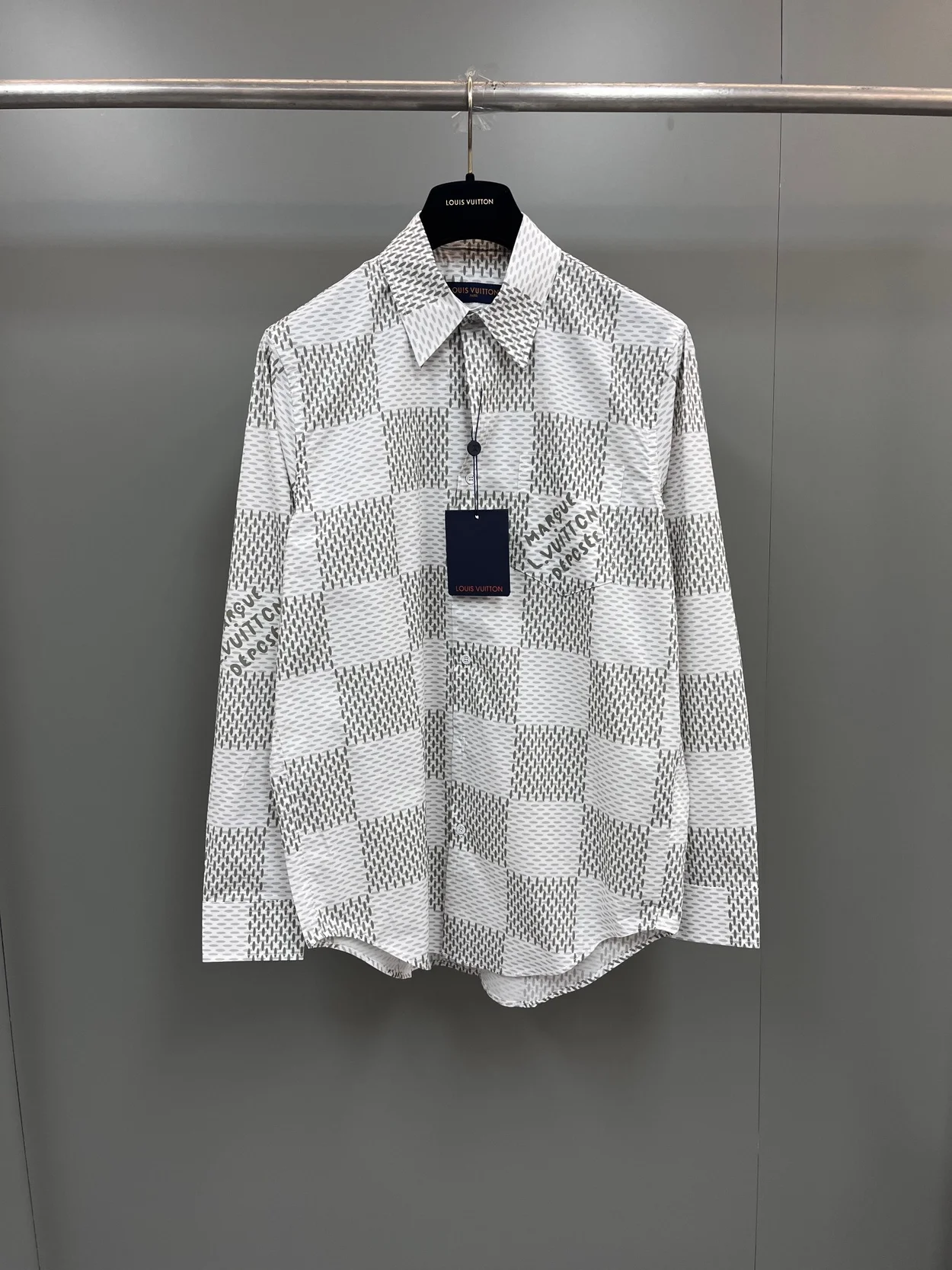 루이비통 다미에 롱 슬리브드 클래식 코튼 셔츠 1AFJDC