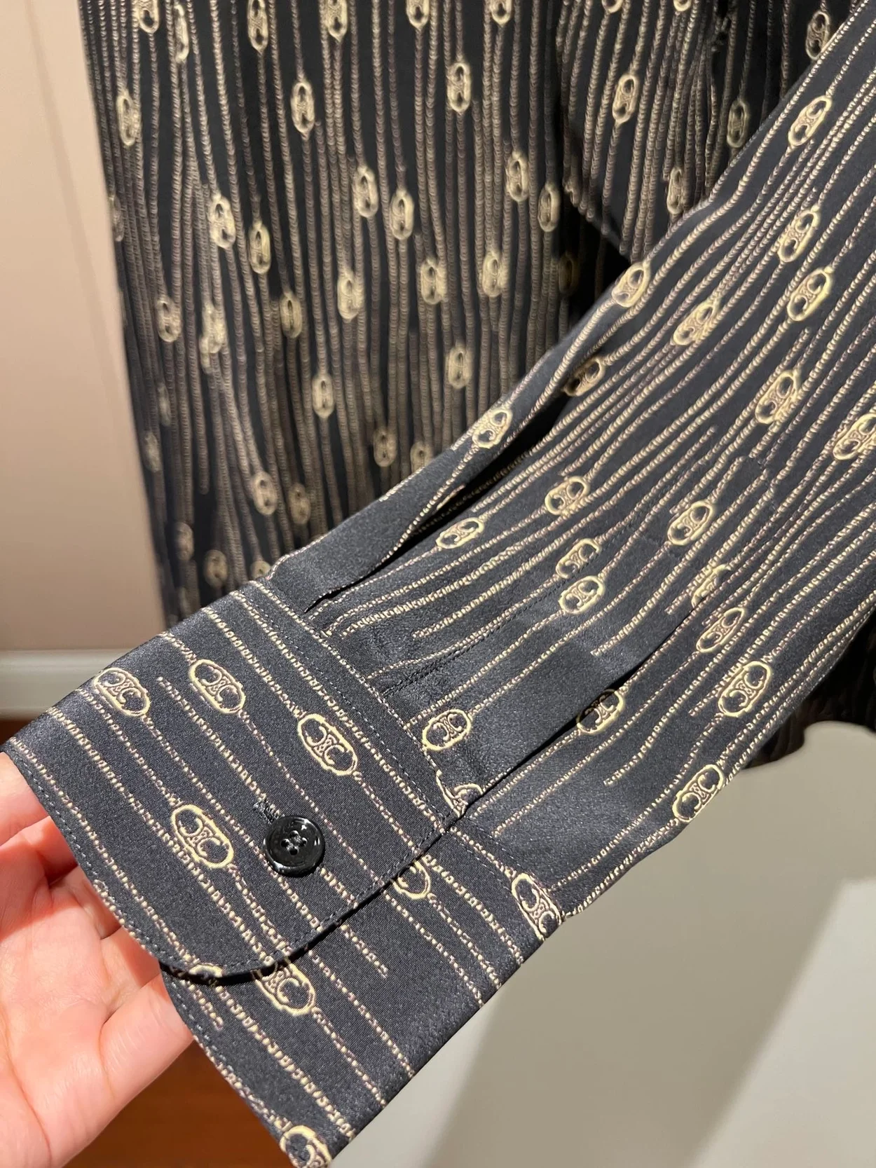 셀린느 크레이프 드 로미 셔츠