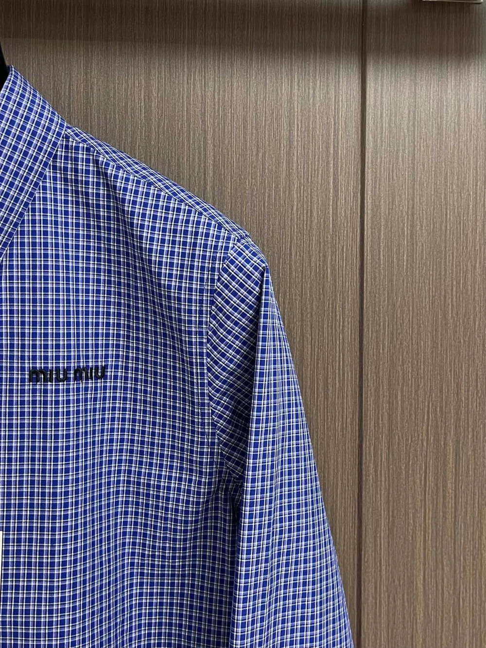 미우미우 체크 셔츠 사파이어 블루