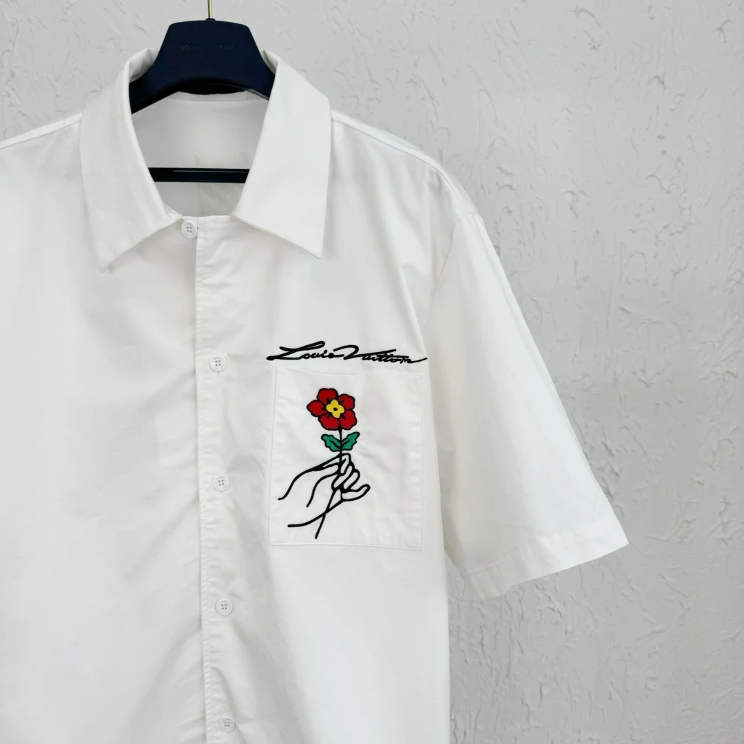 루이비통 오픈 칼라 숏 슬리브 코튼 셔츠 1AFJDJ