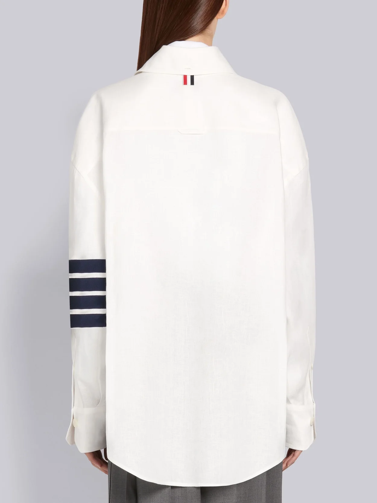 톰브라운 화이트 린넨 수퍼사이즈 롱 슬리브 4-바 버튼다운 셔츠