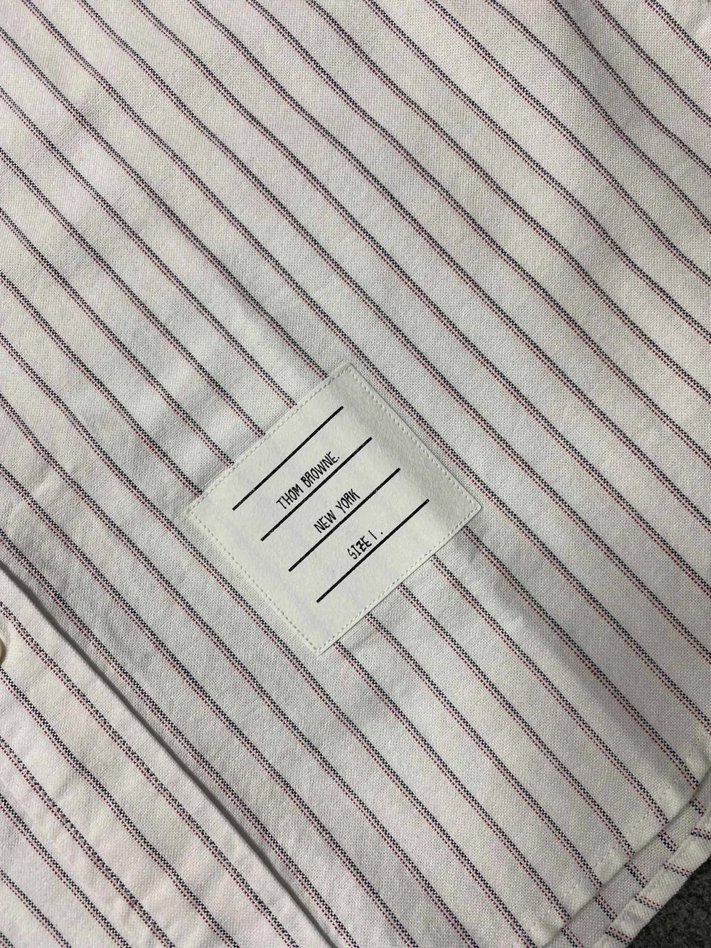 톰브라운 섀도우 핀스트라이프 옥스포드 암밴드 롱 슬리브 셔츠