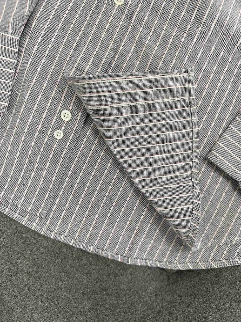 톰브라운 RWB 암밴드 스트레이트 핏 셔츠