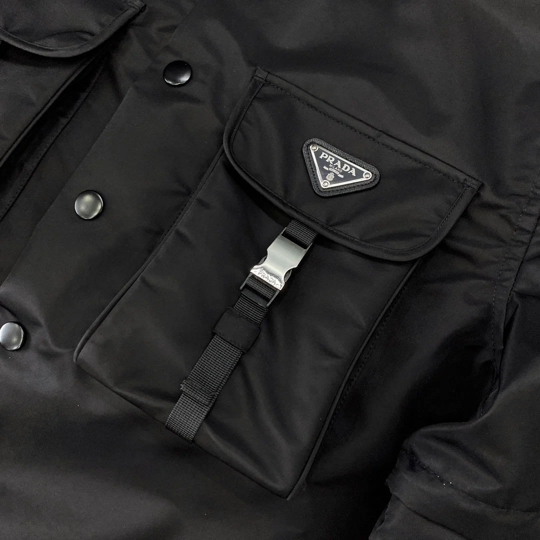 프라다 리나일론 셔츠 블랙