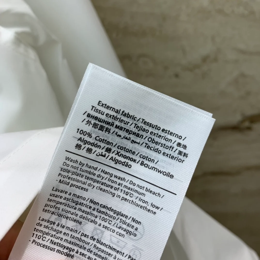 발렌티노 버터플라이 아플리케 셔츠