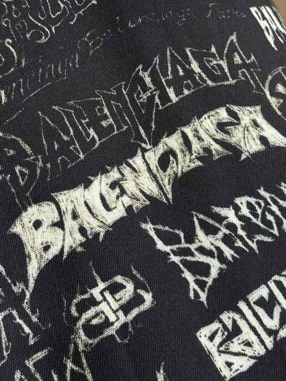 발렌시아가 로고 프린트 셔츠 블랙