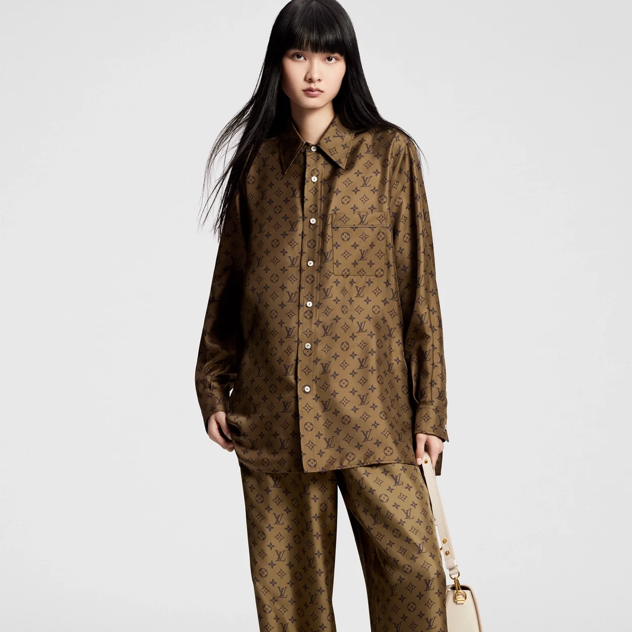 루이비통 모노그램 프린트 파자마 셔츠 1AFGW4