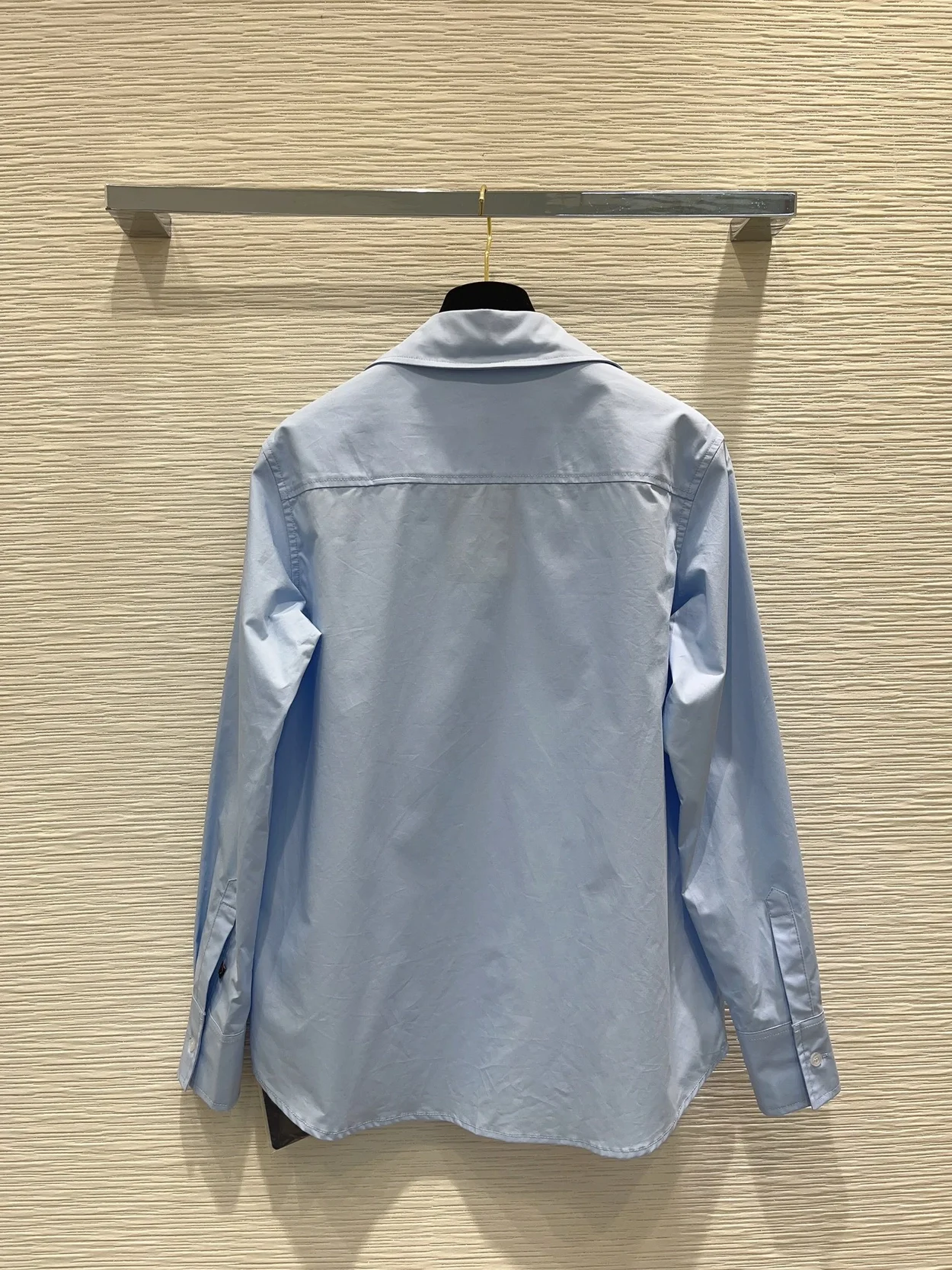 루이비통 매스큘린 플랩 포켓 셔츠 블루 1AFCEX