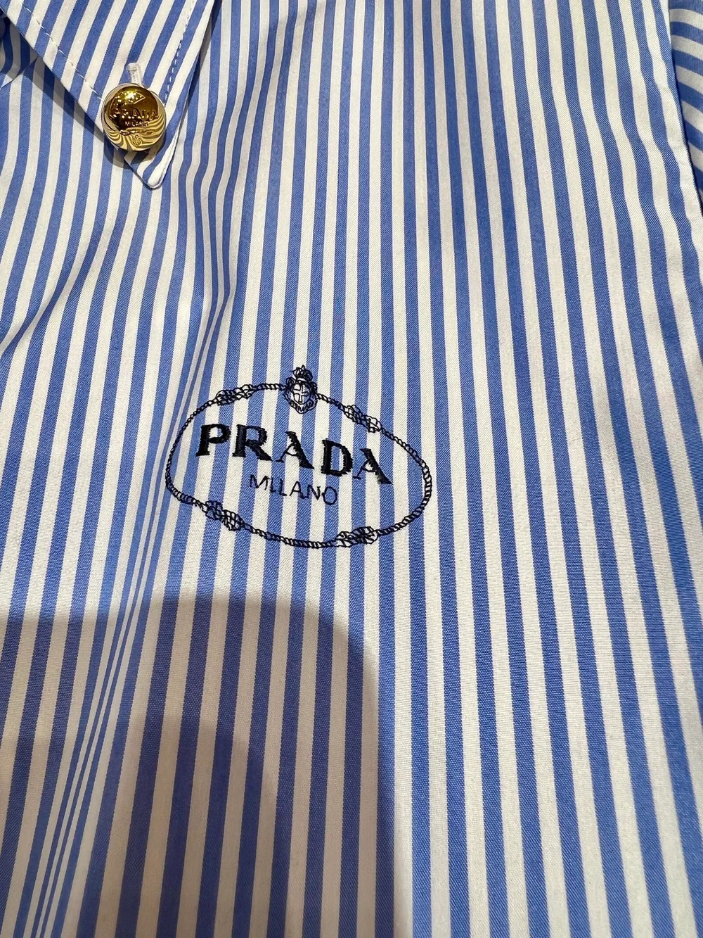 프라다 버튼업 스트라이프 셔츠