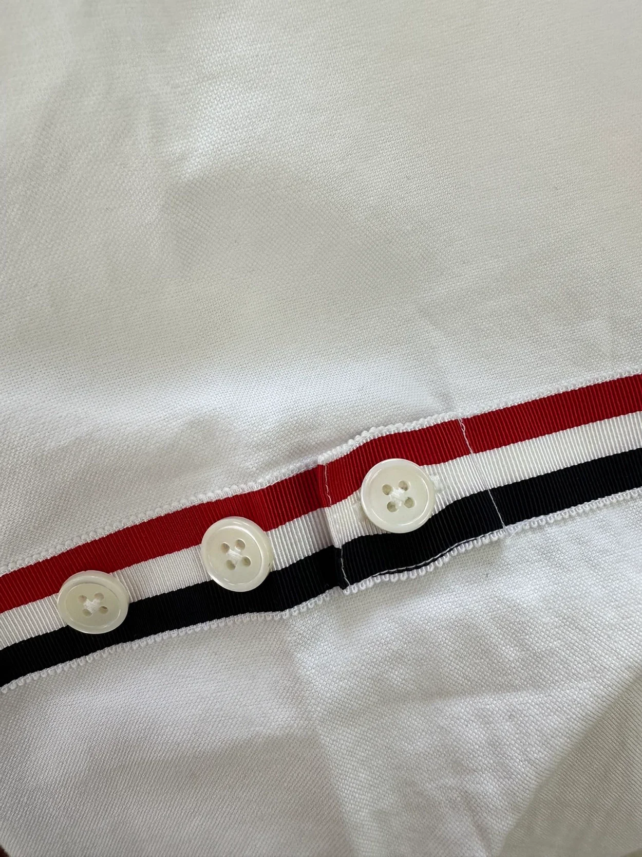 톰브라운 RWB 스트라이프 디테일 셔츠 화이트