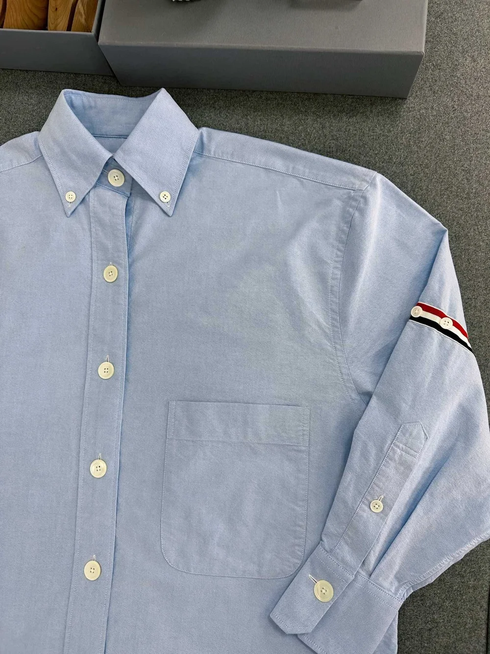 톰브라운 RWB 스트라이프 디테일 셔츠 블루