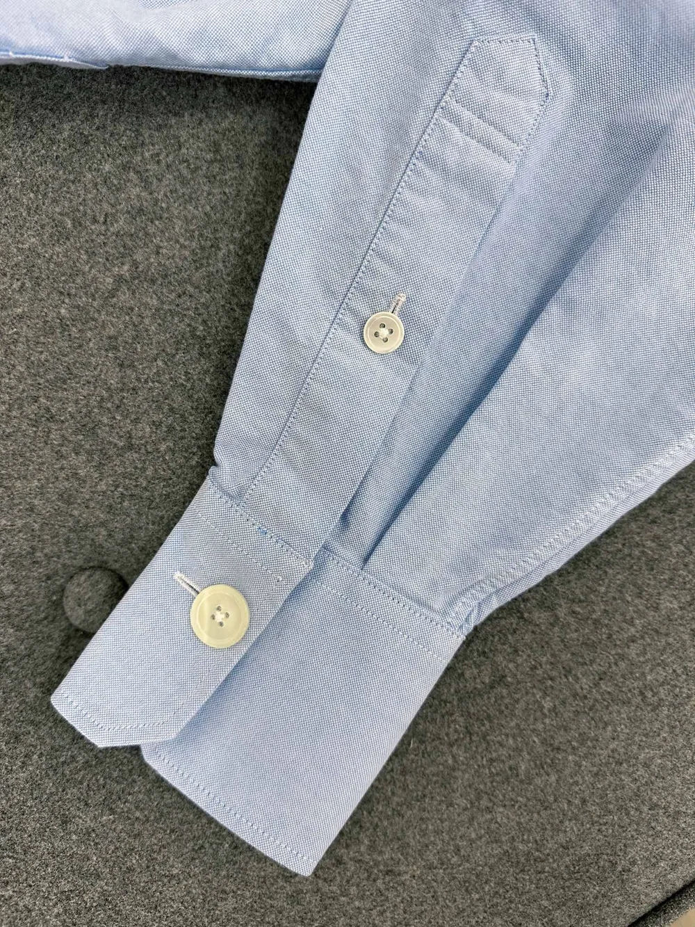 톰브라운 RWB 스트라이프 디테일 셔츠 블루