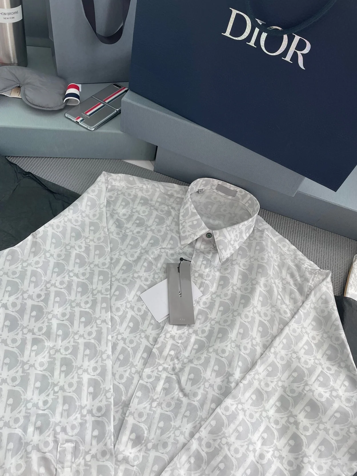 디올 오블리크 화이트 셔츠