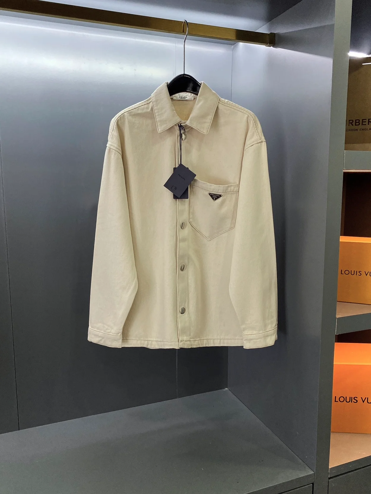 프라다 불 데님 셔츠 베이지