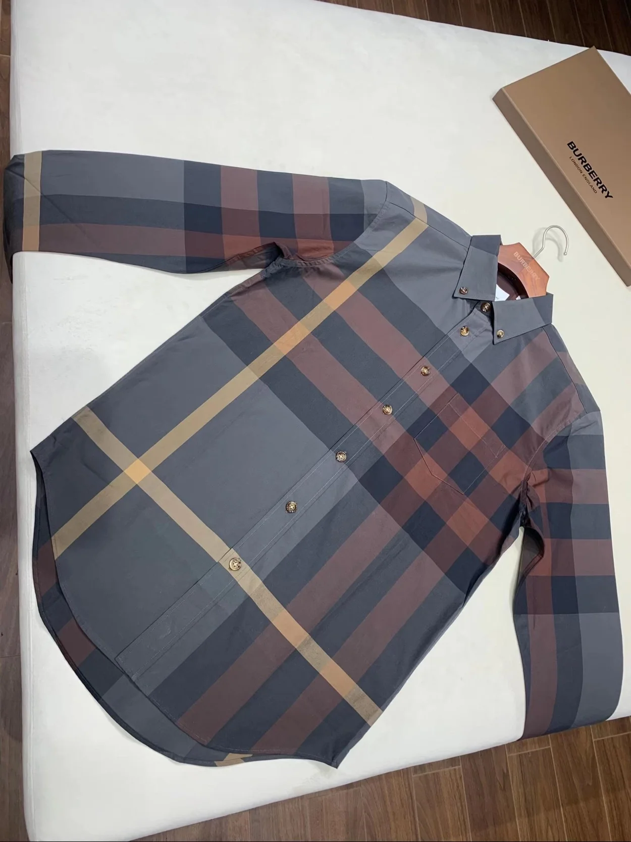 버버리 체크 스트레치 코튼 포플린 셔츠