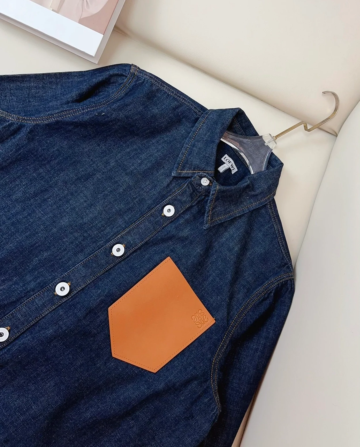 로에베 트라페즈 오버셔츠