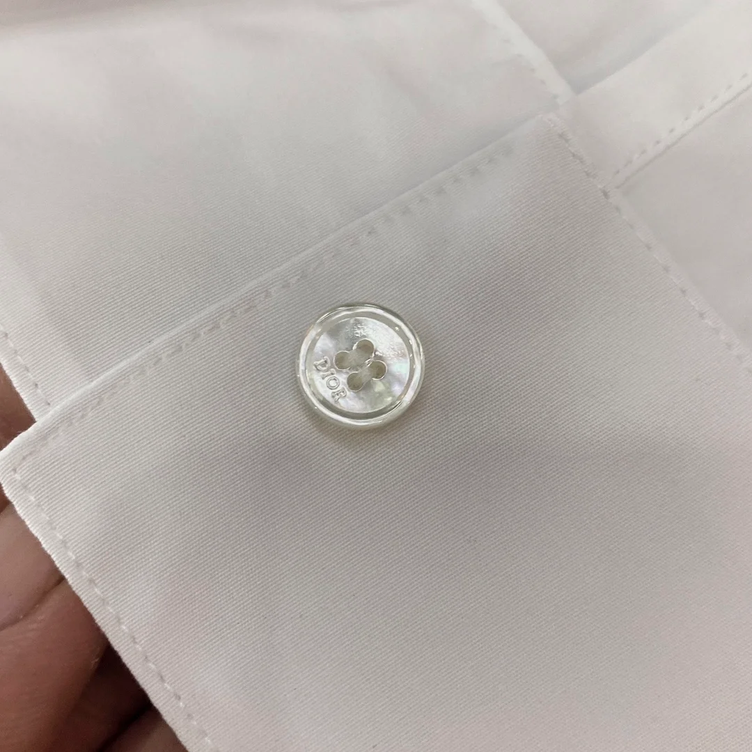 디올 BEE 화이트 셔츠